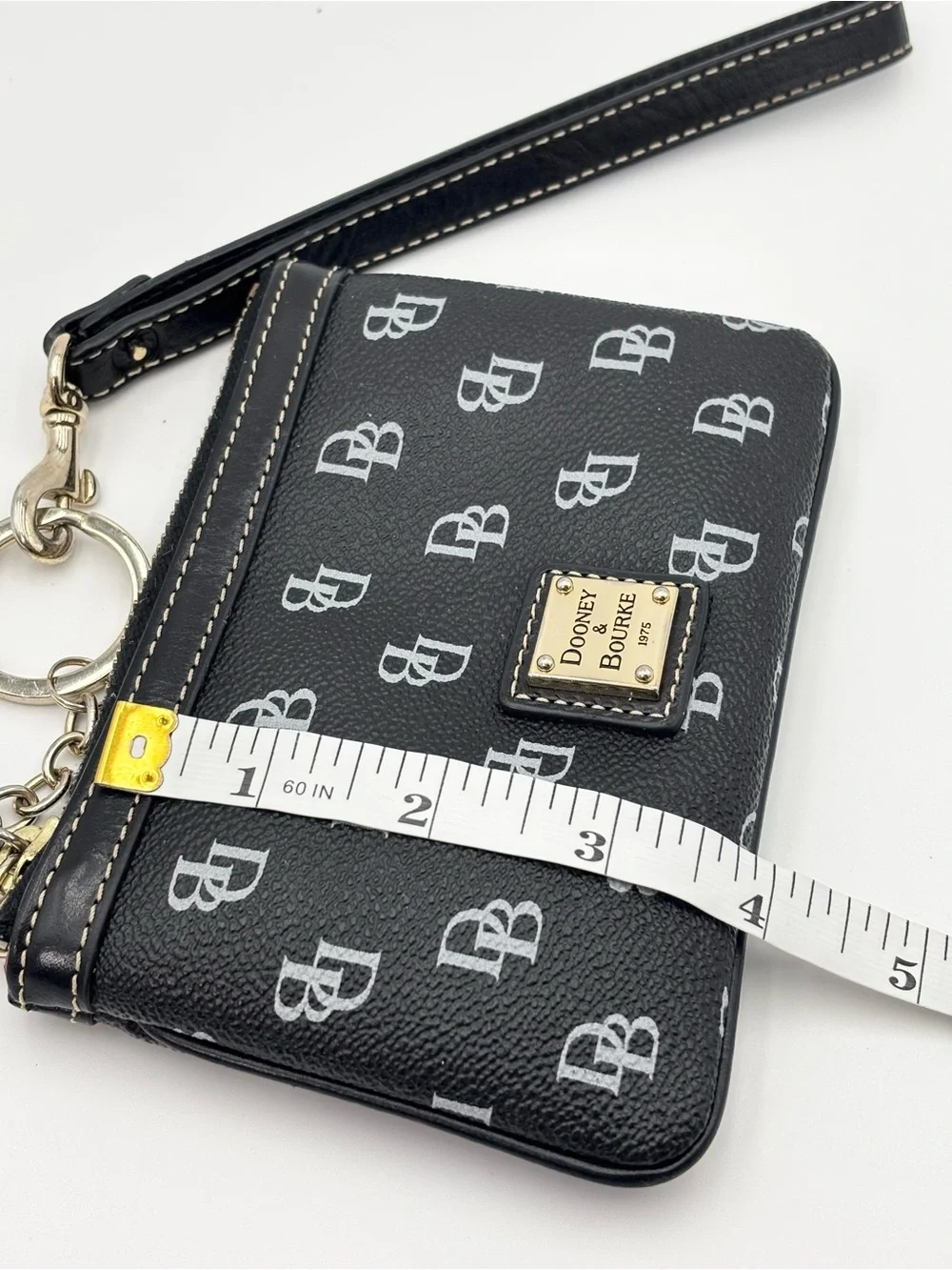 Dooney & Bourke sleek dooney